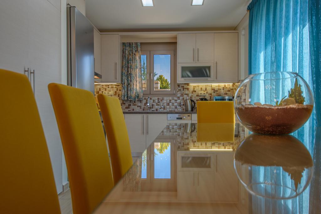 Golden Sky Villa Kamilari Ngoại thất bức ảnh