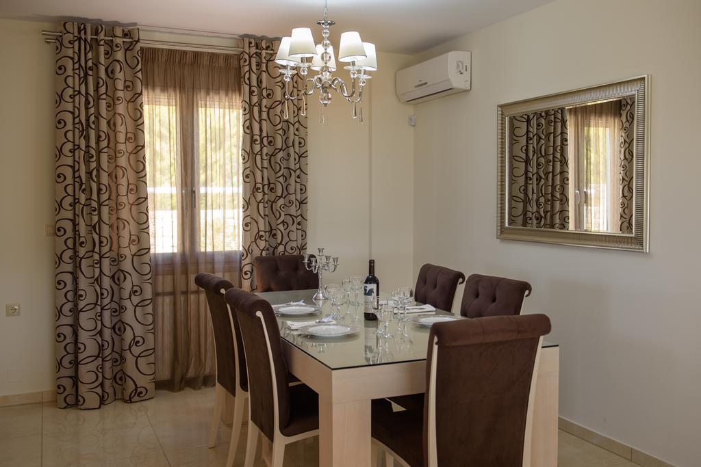 Golden Sky Villa Kamilari Ngoại thất bức ảnh